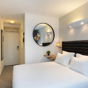 Ξενοδοχείο Chromatics & Restaurant Hill Club By Happyculture