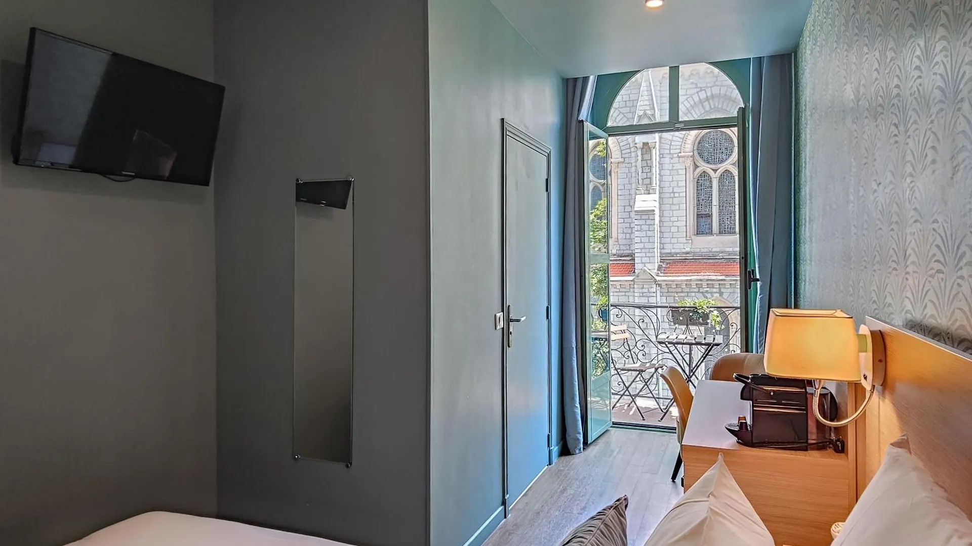 Hôtel Du Centre Nice 2*,